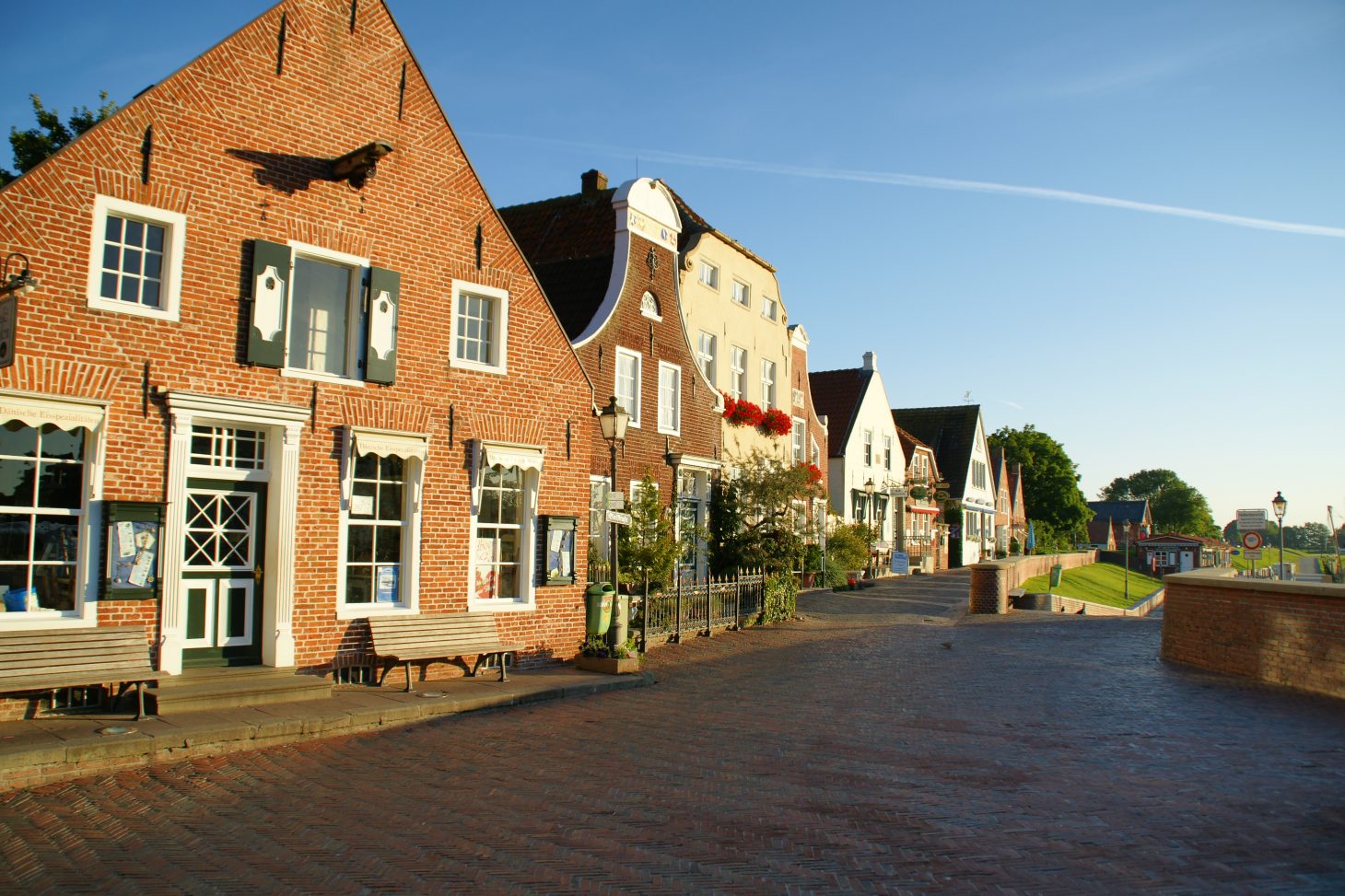 Greetsiel Promenade